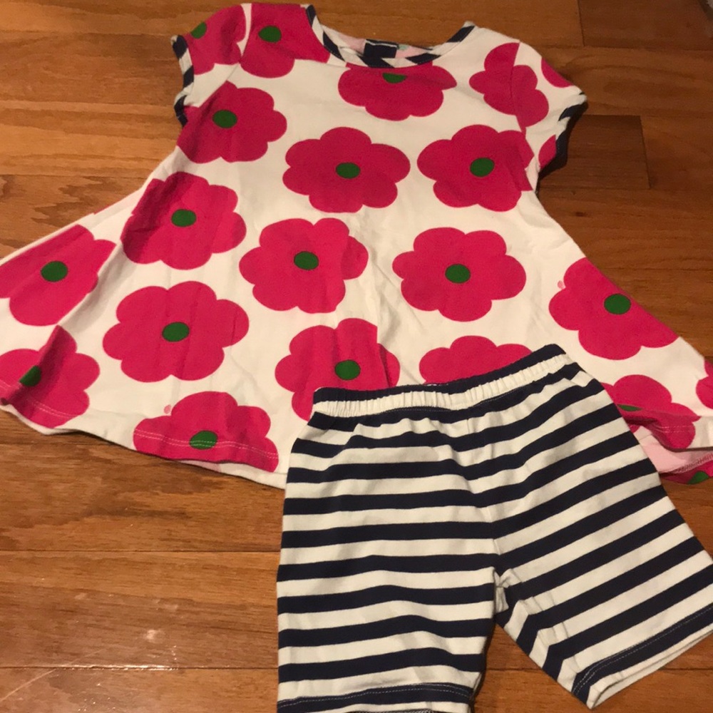 Three Friends 3T shorts and top
